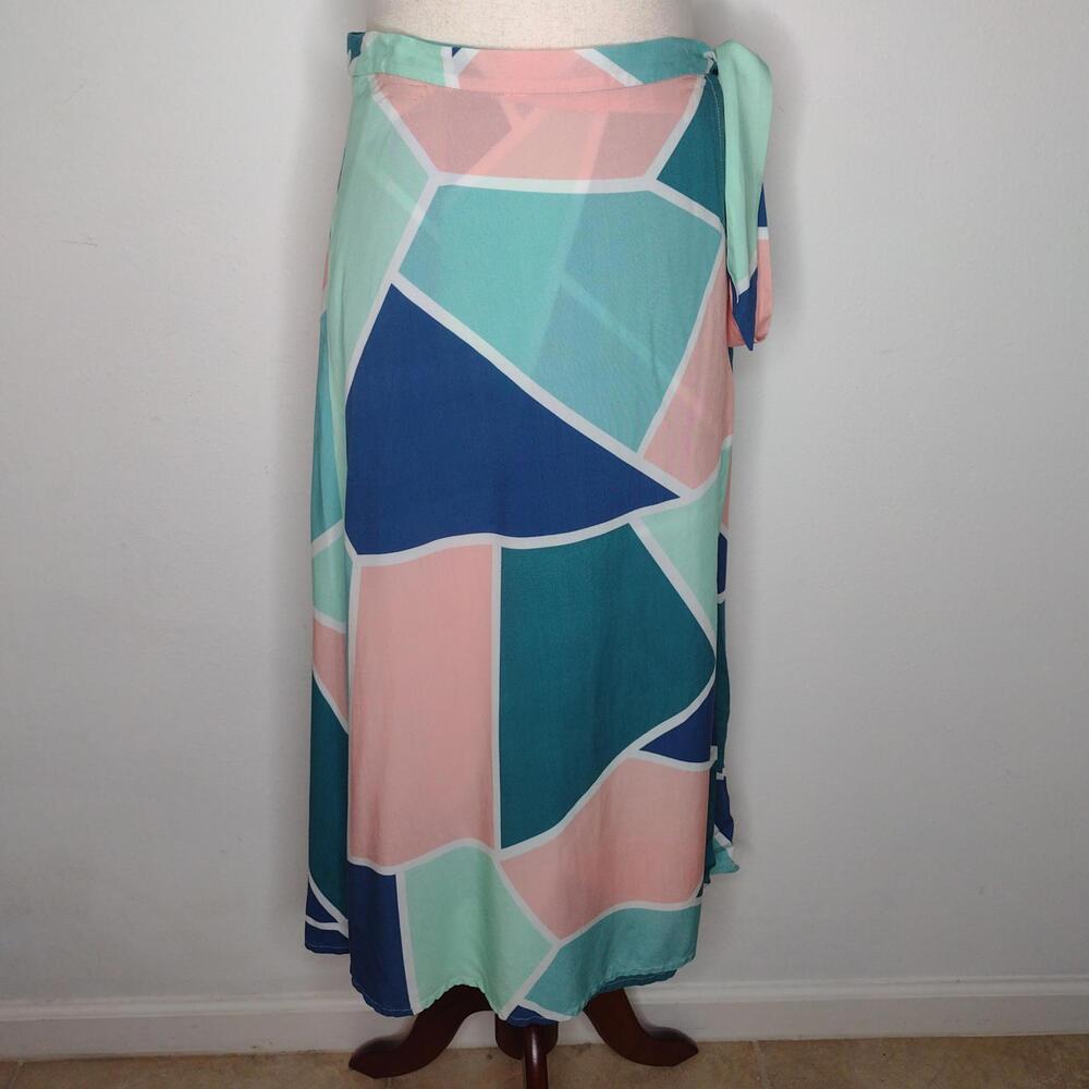 NWT Emily and Fin Women's Pink/Blue/Mosaic Tile Jenna Wrap Skirt Size Medium